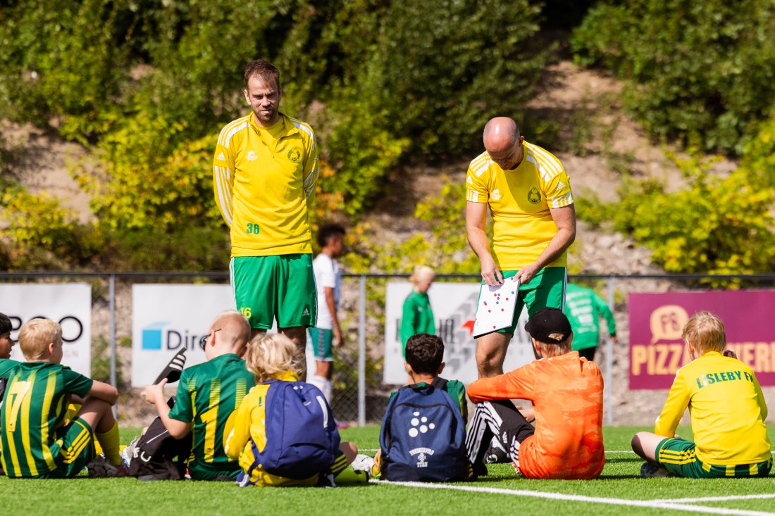 Lisleby er et av de lokale samarbeidsklubbene som får utdelt gratisbilletter til sine spillere, gjort mulig av blant annet ligapartner Coop. (Foto: Qwerty AS)