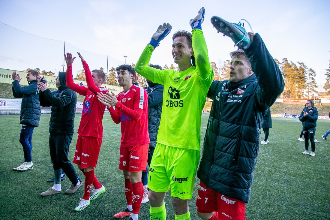 Det ble jubel også etter 2. runde borte mot EIK Tønsberg. (Foto: Harry Johansson)